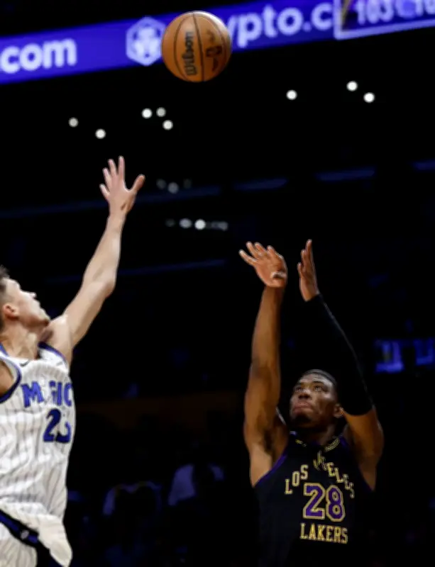 レーカーズ八村塁が10得点もチームは1点差で惜敗、NBAマジック戦で奮闘