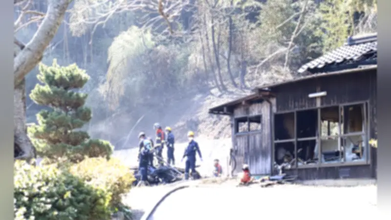下関市の寺院で火災、2人の遺体発見 5人と連絡取れず 400年以上の歴史ある寺が全焼