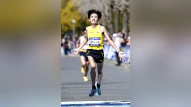 赤字国債発行の特例法案を国会に提出　政府、2026年度から5年間延長へ