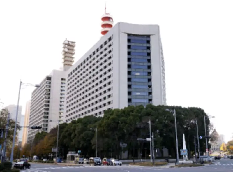 ヘリ販売預託で3人逮捕 270人から10億円集金か 警視庁が捜査