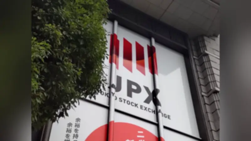 日経平均、495円高で5万7321円に 半導体株が買われIT株は下落