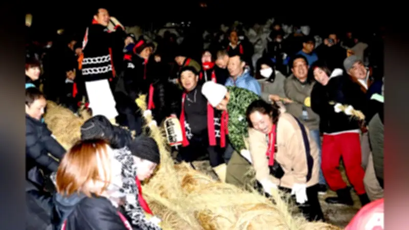 秋田・刈和野の大綱引きで7000人が熱戦 上町が2年ぶり勝利を収める