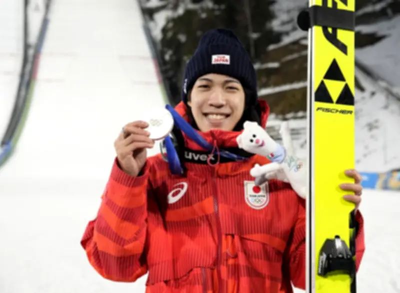 ミラノ・コルティナ五輪第9日 二階堂蓮がラージヒル銀メダル獲得、スピードスケート新濱立也は500m6位