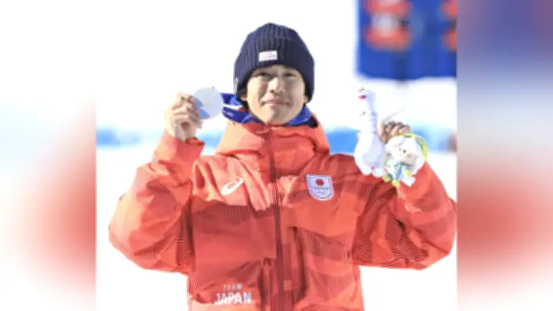 堀島行真、デュアルモーグルで銀メダル獲得 新種目でバランス感覚を発揮