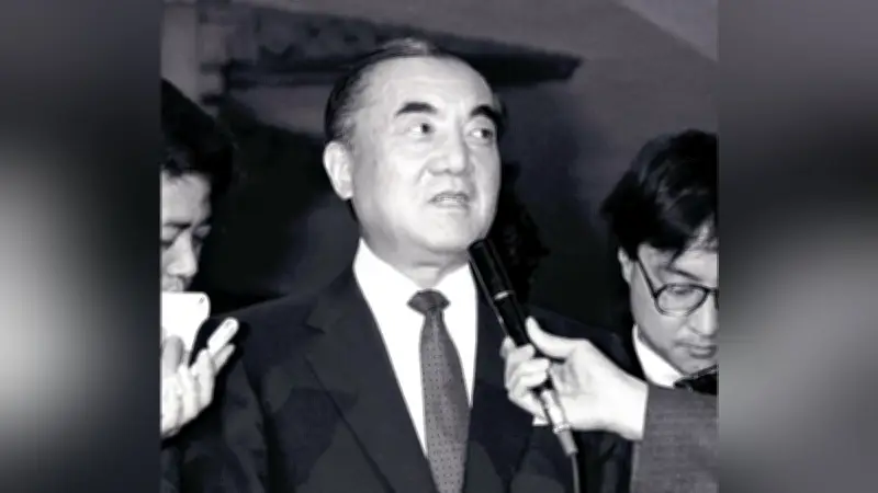 高市首相の圧勝後、右傾化か健全な保守か…中曽根・安倍長期政権の教訓に学ぶ