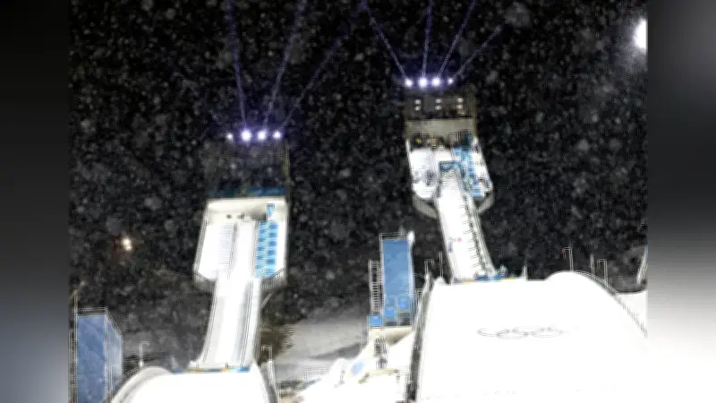 ミラノ・コルティナ五輪 スキージャンプ男子スーパー団体で雪による中断、日本は銀メダルに