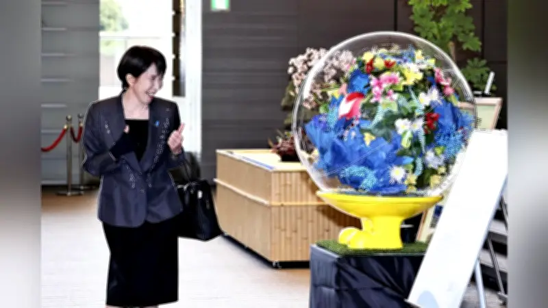 高市首相、園芸博キャラ「トゥンクトゥンク」と会話「しゃべれるようになったんやね」