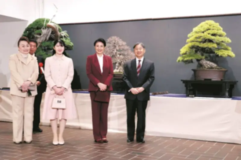天皇陛下の盆栽愛好家としての一面 中学時代は「じい」と呼ばれ、ご一家で国風盆栽展を鑑賞