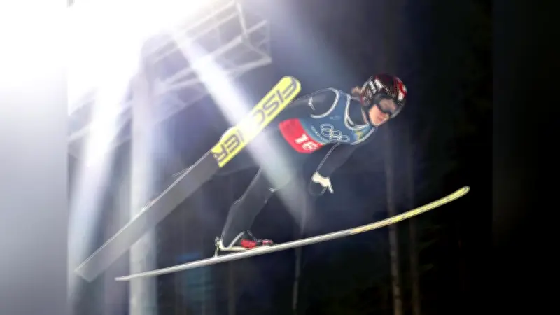 ミラノ五輪 スーパー団体、二階堂蓮の幻の大ジャンプ 小林陵侑の飛躍見たかった
