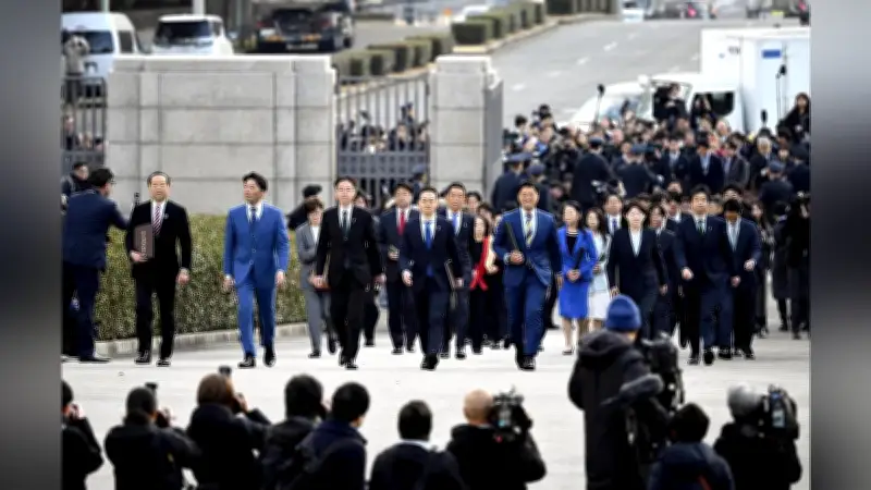 特別国会召集で新人議員が初登院、高市一強下で若者の声や介護課題に意欲