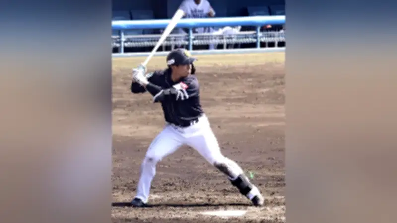 ソフトバンク遊撃手争い白熱、野村勇が二塁打で存在感、川瀬晃が３ラン