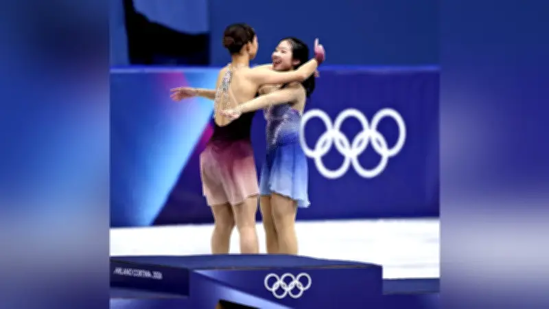 ミラノ・コルティナ五輪で中井亜美が銅メダル獲得、表彰台で飛び跳ねる喜びの瞬間