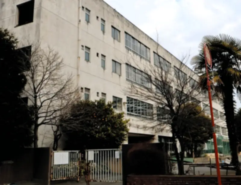 板橋区高島平団地再開発で旧高島第七小学校解体へ 住民説明会は夏開催