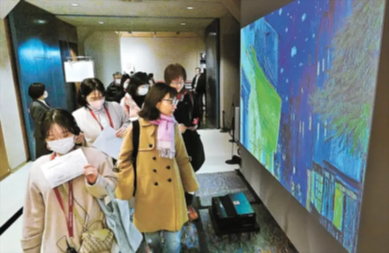 福島で大ゴッホ展開幕、初日から美術ファンが行列 地域経済にも波及効果