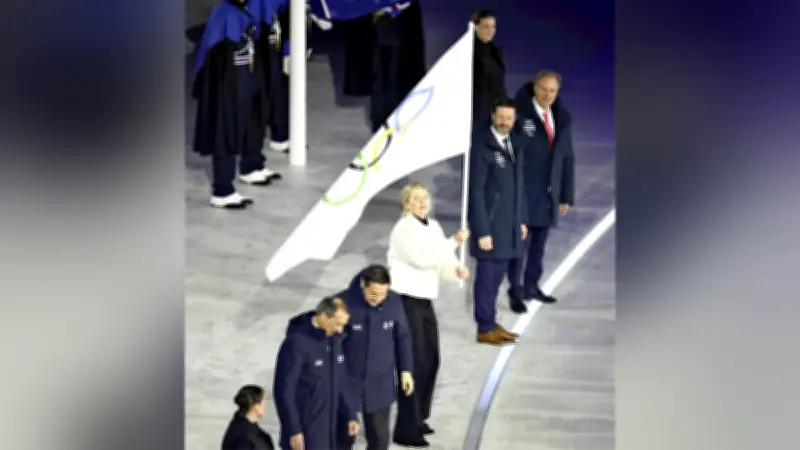 ミラノ・コルティナ冬季五輪閉会式、次回はフランス・アルプスへ広域開催で引継ぎ