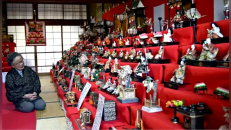 三重県尾鷲市で「尾鷲おひなさままつり」開催、江戸時代のひな人形も展示