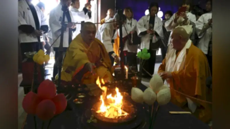 三日月石の伝承を祈りで継承　人吉で護摩祈祷や読経会が開催