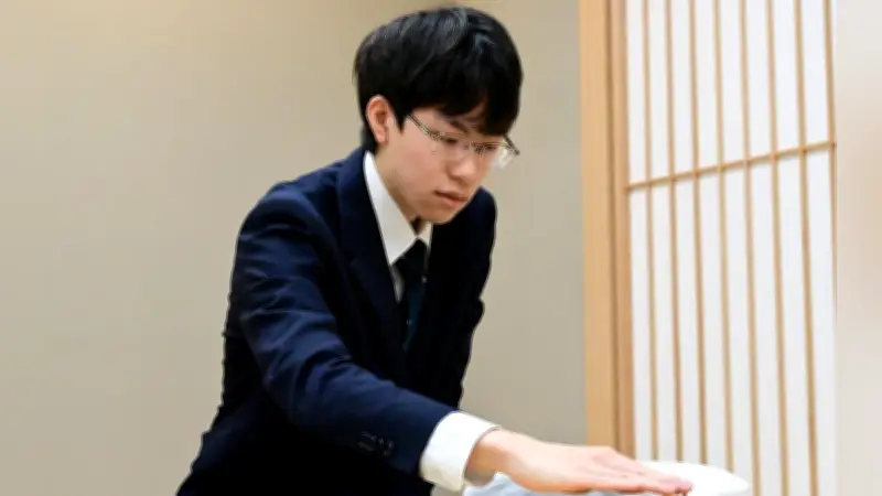 藤井聡太竜王の次世代、岩村四段が練習将棋で発見した▲２二歩を披露し快勝