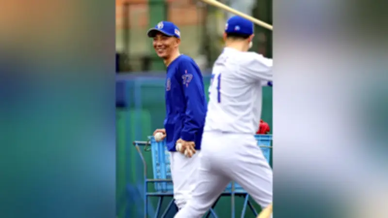 中日ドラゴンズ嶋基宏HC、沖縄キャンプで選手との絆を構築