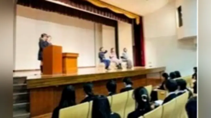 吉祥女子中高で卒業生講演会、外務省やIT企業で活躍する3人が進路選択語る