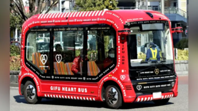 低価格中国製LFP電池が台頭、日本は官民連携で世界シェア20%奪還へ