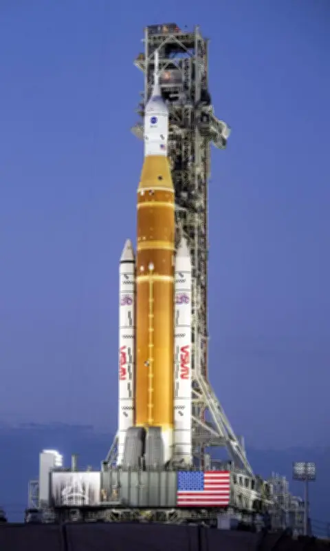 NASA、アルテミス計画の月周回飛行を3月6日以降に設定 飛行士4人搭乗へ