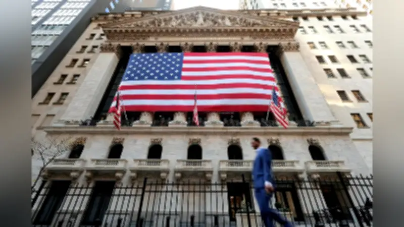 NYダウ、370ドル高で4万9174ドルに上昇 ソフトウェア関連銘柄に買い戻しの動き