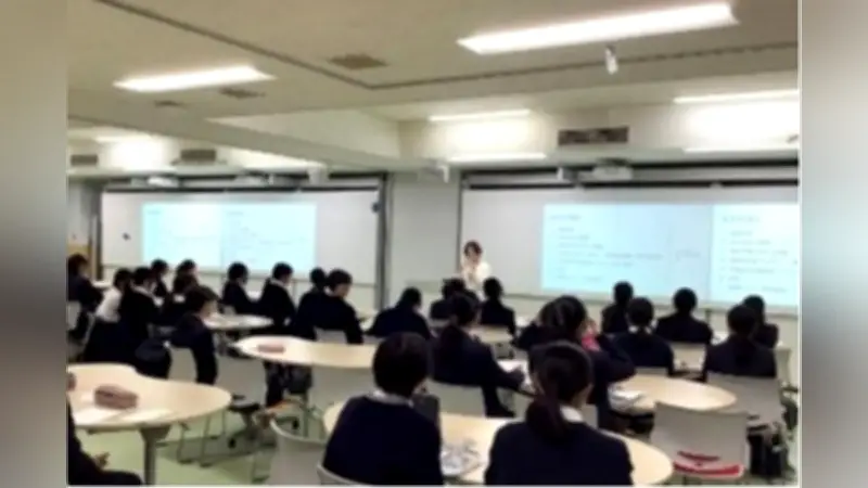 東大進学の横浜雙葉OG座談会、高校時代の思い出と将来の展望を語る