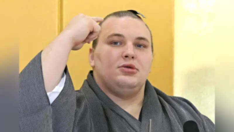 大相撲春場所、照ノ富士が優勝決定戦制し初日から全勝でV、稀勢の里は引退