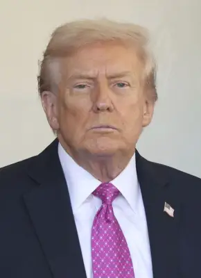 トランプ氏、日本の対米投資第１号案件を発表　エネルギー・重要鉱物３事業を選定