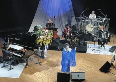 秋元順子、東京の下町愛と歌手人生を語る フォーブス選出も励みに