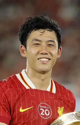 遠藤航が左足首負傷で長期離脱へ 森保監督は悲しみ、W杯出場見通しは明言せず