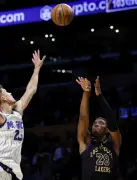 レーカーズ八村塁が10得点もチームは1点差で惜敗、NBAマジック戦で奮闘