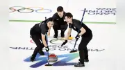 ミラノ・コルティナ五輪カーリング女子、日本がアメリカに敗れ1勝3敗に 終盤のスチールで痛恨の3点許す