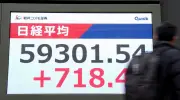 東証日経平均が5万9千円台突破、AI関連株の買い優勢で6万円に迫る