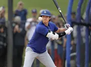 大谷翔平、キャンプで初安打を記録　実戦形式打席で鋭い打球を放つ