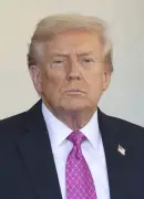 トランプ氏、日本の対米投資第１号案件を発表　エネルギー・重要鉱物３事業を選定