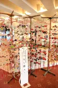 福島県須賀川市で「雛の笑顔に会えるまち」開催、華やかなつるし飾りや段飾りを展示