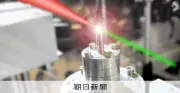 卓上サイズの加速器実現へ前進　阪大などが自由電子レーザー発振に成功