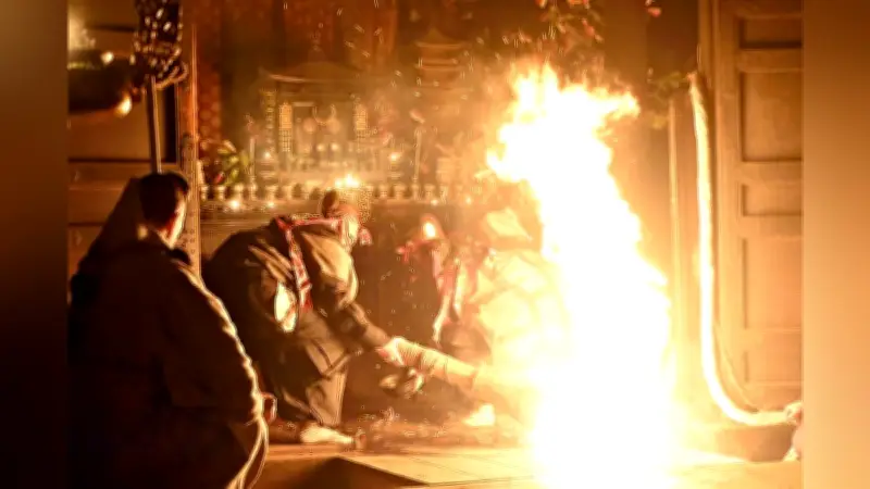 奈良・東大寺お水取りが1275回目の満行 松明の炎で災いはらう伝統儀式