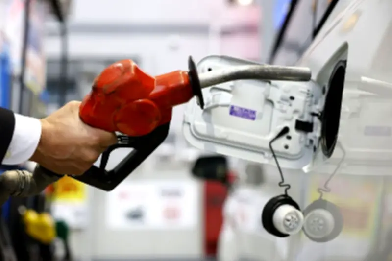 ガソリン価格、過去最高の190円80銭に 5週連続値上がり、補助金再開も