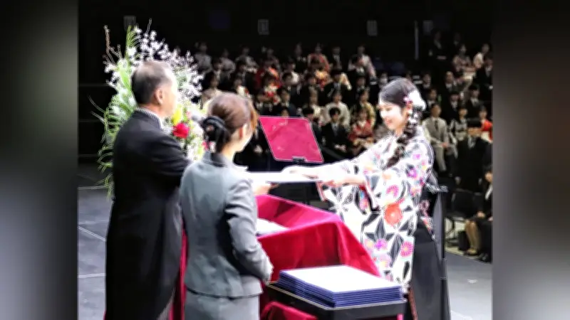 長崎大学卒業式、2007人が新たな門出…学長「自ら考え判断し行動する人に」