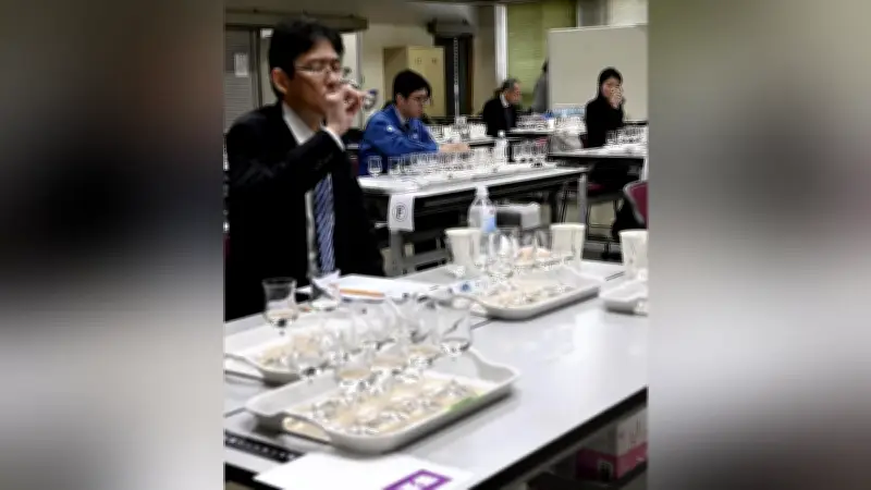 三重県新酒品評会が津市で開催、県内20蔵元が94点を出品し出来栄え競う