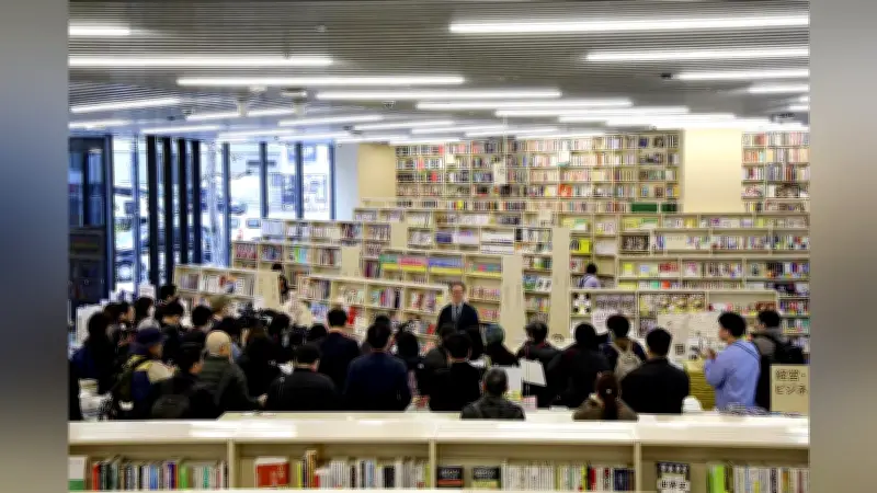 神保町の象徴「三省堂書店」が4年ぶり新装開店 600坪に50万冊・カフェも