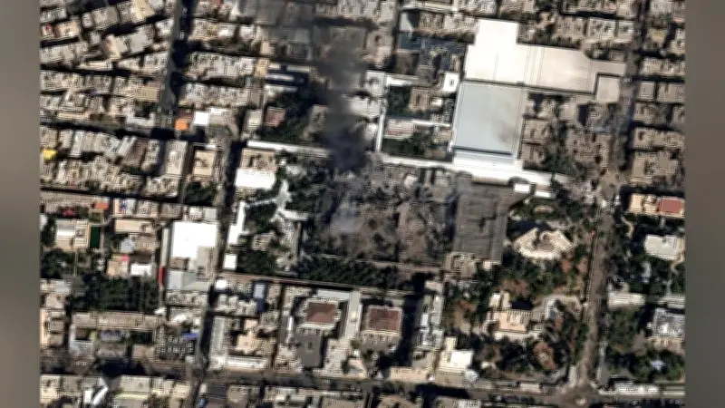 イスラエル軍が40秒で40人以上を殺害と自賛、ハメネイ師狙った作戦を強調