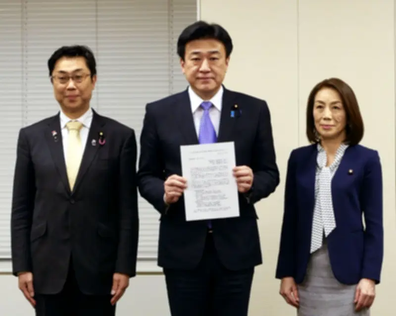 ペルシャ湾内の日本船45隻の安全確保を要請 立憲民主など3党が木原官房長官に