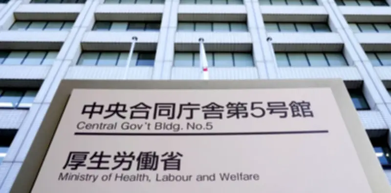 生活保護申請件数が6年連続で増加、2025年は過去最多の25万6438件に