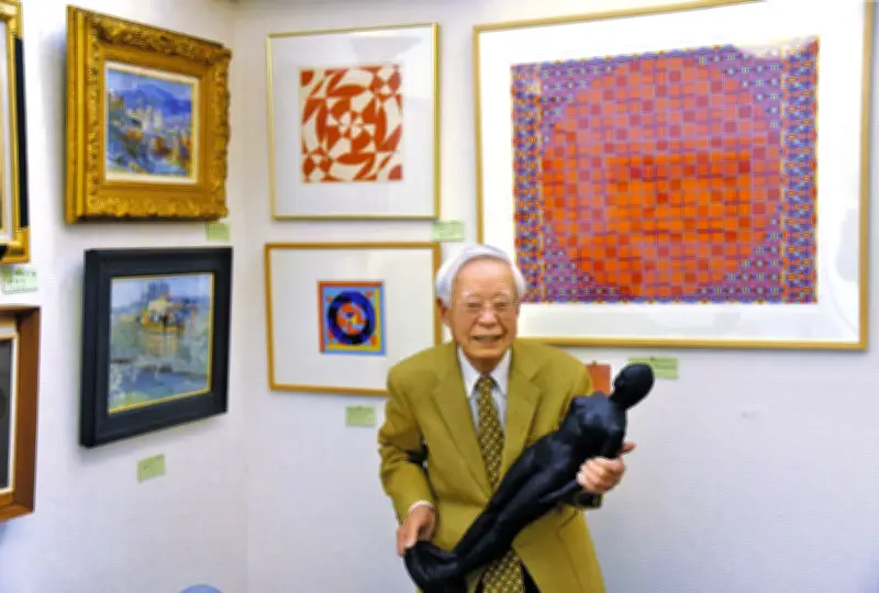 群馬・桐生で86歳コレクターが終活展 岡本太郎作品など250点販売