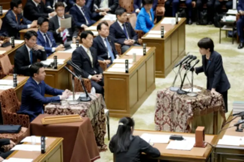 高市首相、社会保険料引き下げに意欲　現役世代の手取り増へ「知恵を絞る」と表明