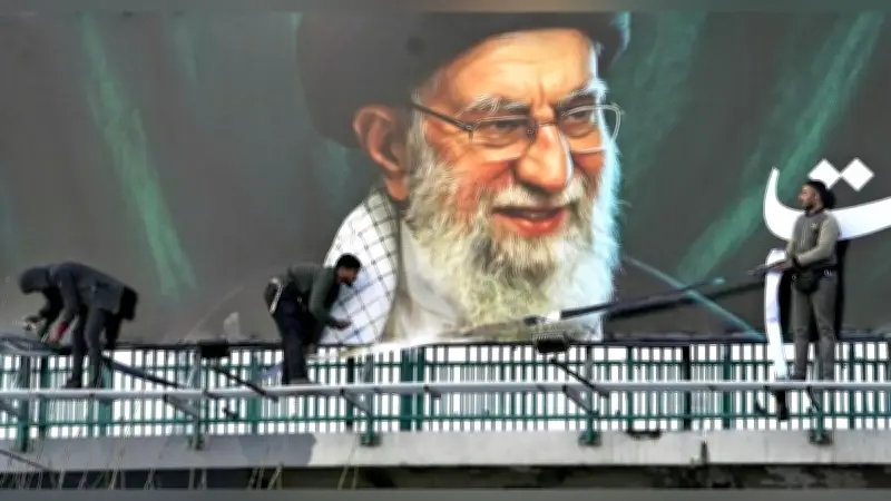 ハメネイ師の妻と孫も「殉死」か イラン最高指導者襲撃で家族に犠牲相次ぐ